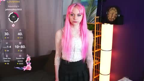 Hello im Dana online show from 01-06-26, 03:43