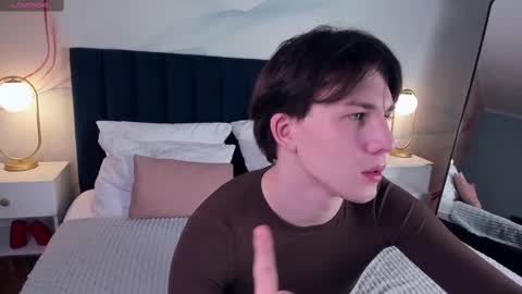 adrianoaubert online show from 03-10-25, 03:12