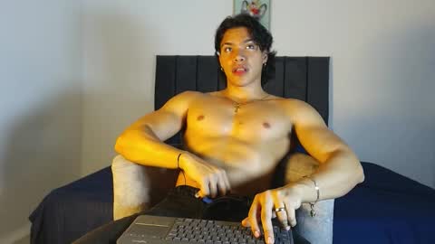adriel_escalante online show from 02-03-26, 03:15