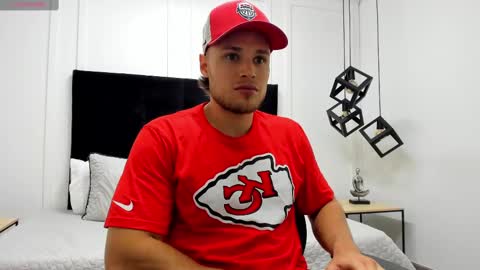 Adrein Roche online show from 01-22-25, 11:10