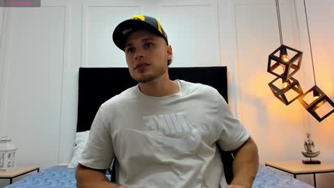 Adrein Roche online show from 01-30-25, 11:13