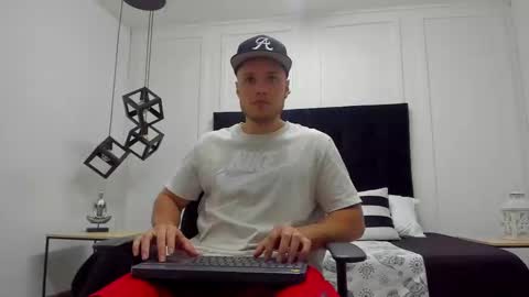 Adrein Roche online show from 02-17-25, 11:31