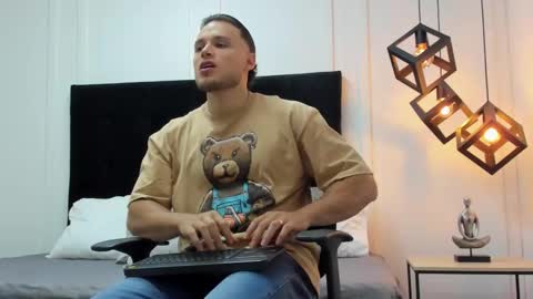 Adrein Roche online show from 03-01-25, 11:15