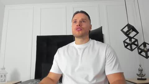 Adrein Roche online show from 09-09-25, 10:53