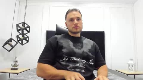 Adrein Roche online show from 09-27-25, 10:59