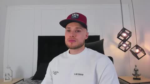 Adrein Roche online show from 11-09-25, 10:41