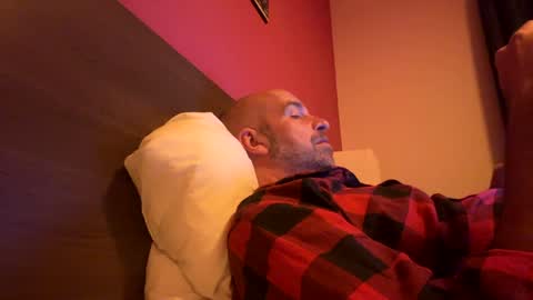 adrienfromparis online show from 01-22-25, 08:17