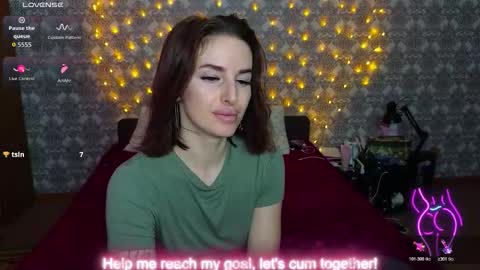 Adriana online show from 12-19-25, 08:21