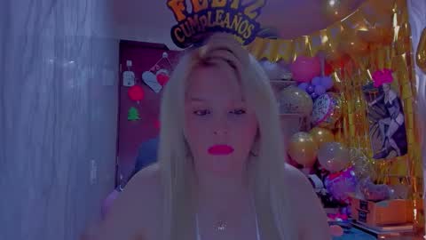 adriiana_fox_ online show from 03-10-26, 05:29