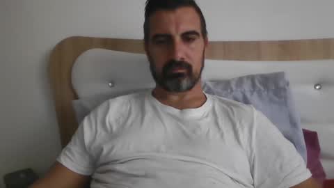 Snapshot of adyyyyyyyyyy35 chatting on 10-24-25, 09:17 Adrian online show from 10-24-25, 09:17