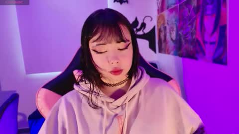 Arieyara online show from 10-21-25, 11:11