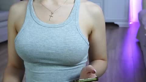 Aelia online show from 02-04-26, 06:03