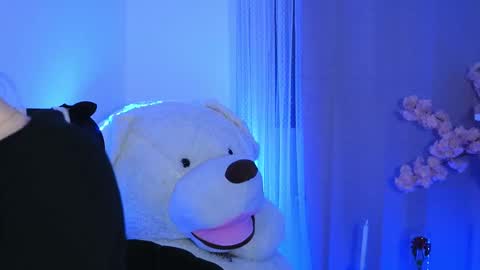 Aelia online show from 03-20-26, 06:13