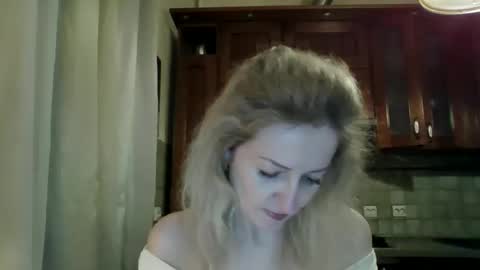 aeroliss online show from 04-04-26, 06:49