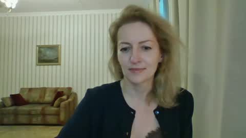 Snapshot of aeroliss chatting on 06-11-26, 06:28 aeroliss online show from 06-11-26, 06:28