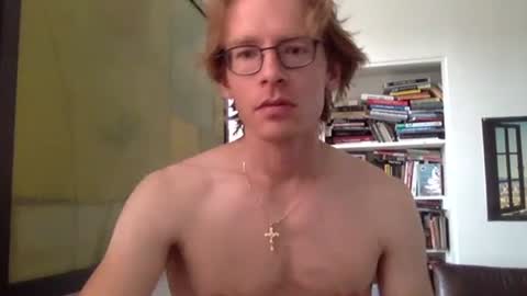 Snapshot of aestheticform chatting on 11-14-25, 03:33 aesthetic form online show from 11-14-25, 03:33