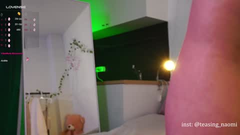 aesthetics__tease online show from 12-20-24, 08:17