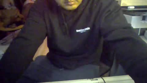 Snapshot of aether99 chatting on 11-05-25, 06:30 Aether online show from 11-05-25, 06:30