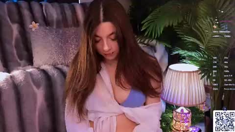 Snapshot of afelia_heks chatting on 06-24-26, 07:29 Afelia online show from 06-24-26, 07:29