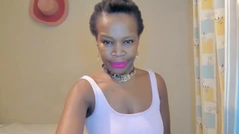 AfricanSquirtQueen online show from 01-18-26, 02:48