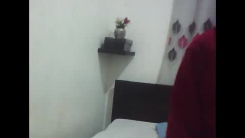 Snapshot of african_beauties chatting on 02-08-26, 05:11 Mia Friends online show from 02-08-26, 05:11