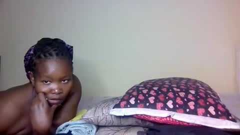Snapshot of africana_08 chatting on 06-09-26, 08:59 africana_08 online show from 06-09-26, 08:59