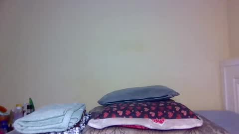 Snapshot of africana_08 chatting on 07-09-26, 07:12 africana_08 online show from 07-09-26, 07:12