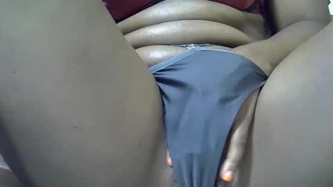 Snapshot of africanngirl chatting on 12-22-24, 07:44 africanngirl online show from 12-22-24, 07:44