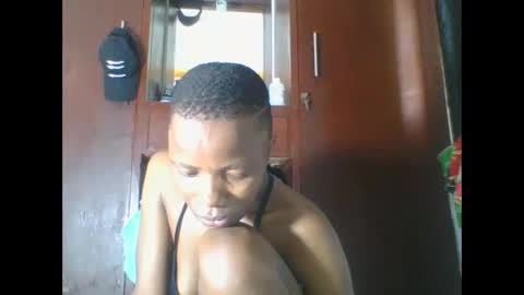 PHOEBE online show from 02-19-26, 08:43