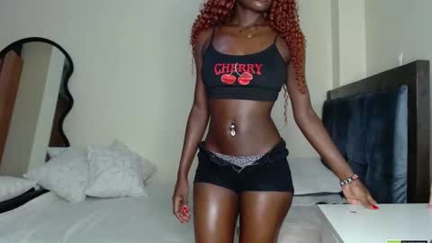 Mia online show from 03-27-26, 01:44