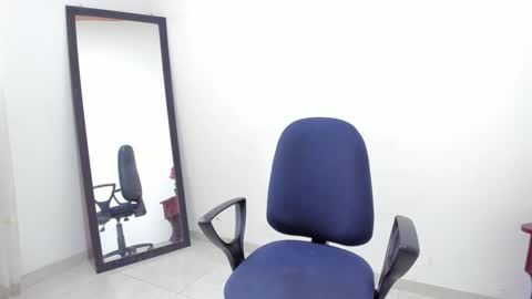 Lorena online show from 12-04-24, 05:33