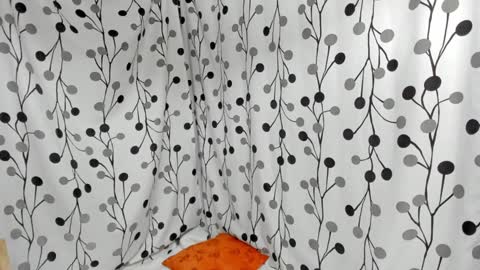 Lorena online show from 12-29-24, 02:17