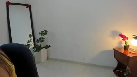 Lorena online show from 09-19-25, 03:13