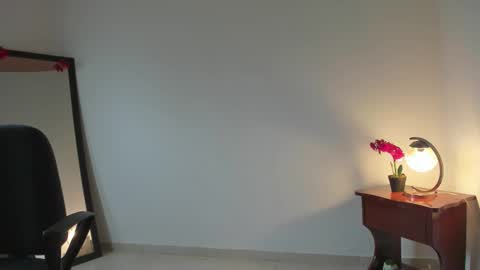 Lorena online show from 02-16-26, 02:02