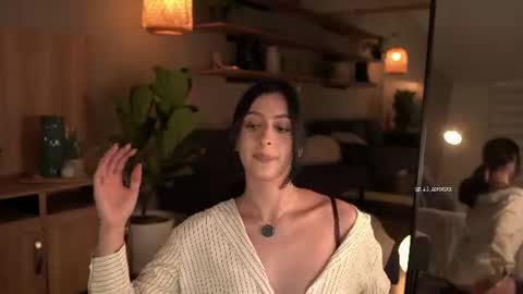 Snapshot of afrodita__25 chatting on 07-12-26, 12:56 Emma online show from 07-12-26, 12:56