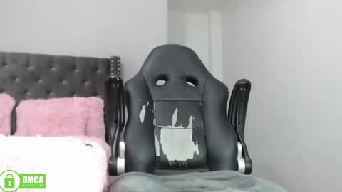 Snapshot of afrodita_rouxe chatting on 02-09-25, 02:17 Afrodita online show from 02-09-25, 02:17