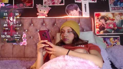 Cris owo online show from 03-10-25, 08:15