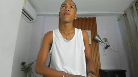 Snapshot of afrowayuu chatting on 06-08-26, 05:46 afrowayuu online show from 06-08-26, 05:46