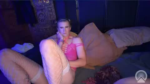Me Myself  Irene online show from 06-24-26, 06:01