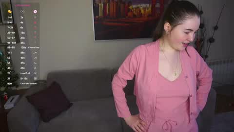 Lana  1800 - 0330 UTC   Mia 0700- 1630 UTC online show from 03-16-26, 06:06