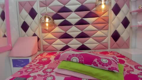 Ana online show from 02-25-25, 12:03