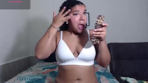 Agatha online show from 03-10-26, 03:11