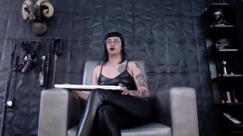 Snapshot of agata_darkness chatting on 02-26-25, 06:21 Miss Agata online show from 02-26-25, 06:21