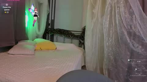 Snapshot of agata_kriste7 chatting on 11-21-25, 11:14 Agata Kriste online show from 11-21-25, 11:14