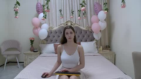 Agata Aisitt online show from 03-12-25, 11:44