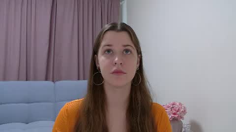 Snapshot of agataaisitt chatting on 06-21-26, 06:05 Agata Aisitt online show from 06-21-26, 06:05