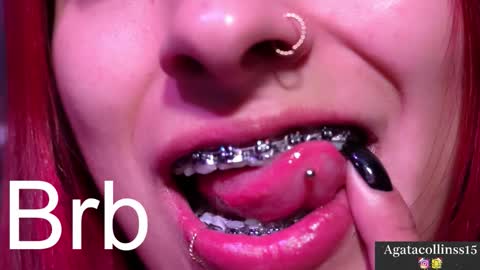 Agata Collinss online show from 11-21-25, 04:38