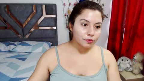 Snapshot of agatasexx chatting on 06-22-26, 07:22 johana online show from 06-22-26, 07:22