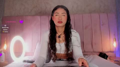 Snapshot of agatha_jener chatting on 05-27-26, 11:29 agatha_jener online show from 05-27-26, 11:29