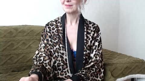 Agatha online show from 03-12-25, 01:40